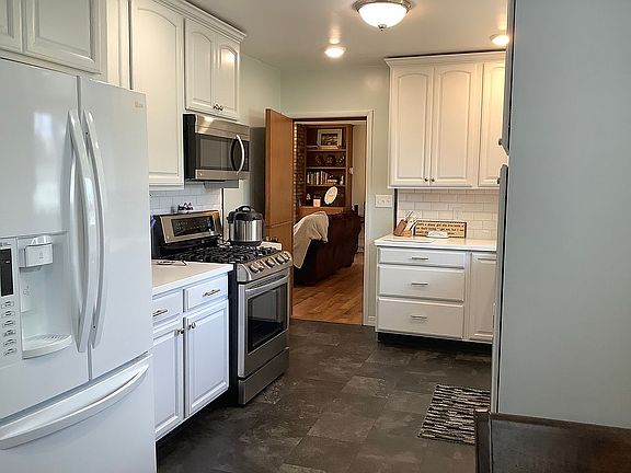5th image of 2724 4th Street Ct