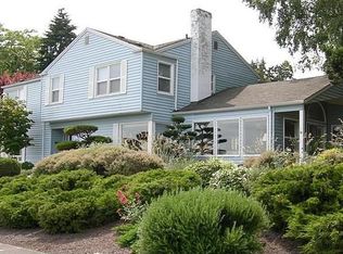 16505 41st Ave NE, Lake Forest Park, WA 98155