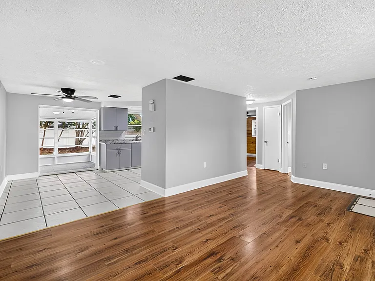 10135 Old Hickory Ln — Photo 5