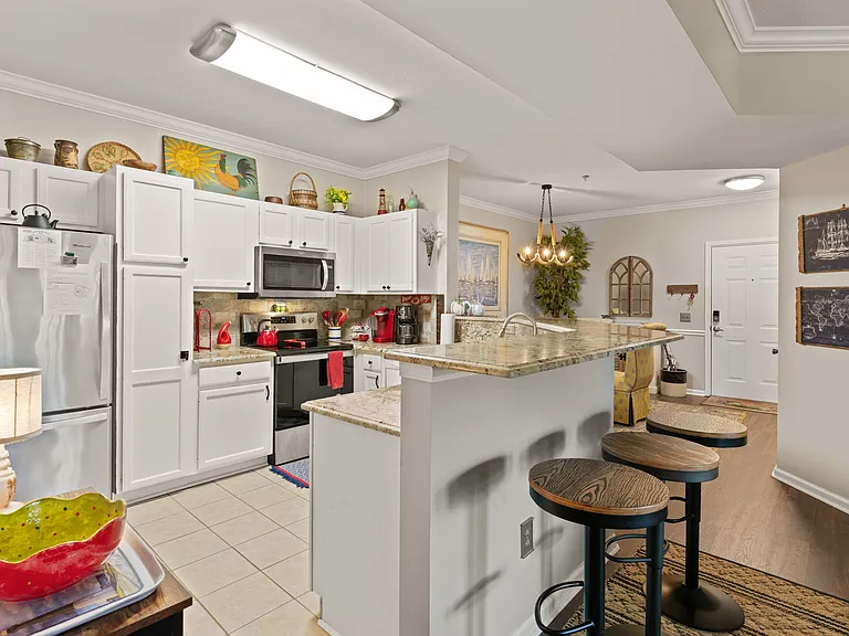 1704 Frederica Rd #431 — Photo 9