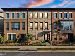 20254 Northpark Dr, Ashburn, VA 20147