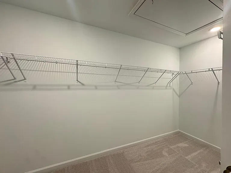 318 Thompson Overlook Way — Photo 15