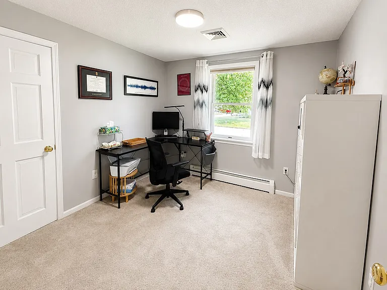 37 Euclid Ave — Photo 18