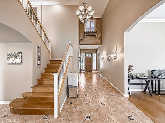 2nd image of 128 Laurel Ridge Dr