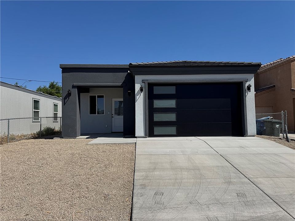 1st image of 1826 Coronado Drive