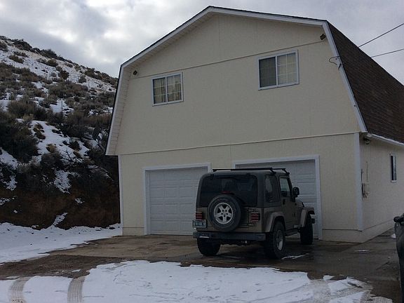 Garage/Inlaws quarters above