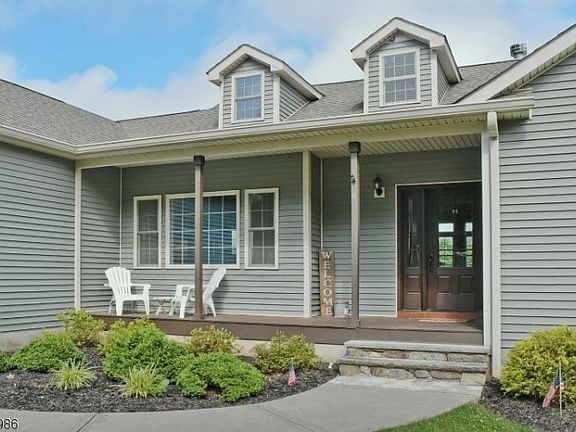 2nd image of 9 Ketcham Rd