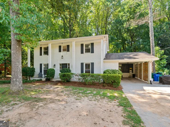 1627 Chateau Dr, Atlanta, GA 30338