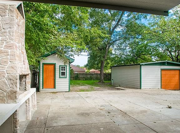 4th image of this home