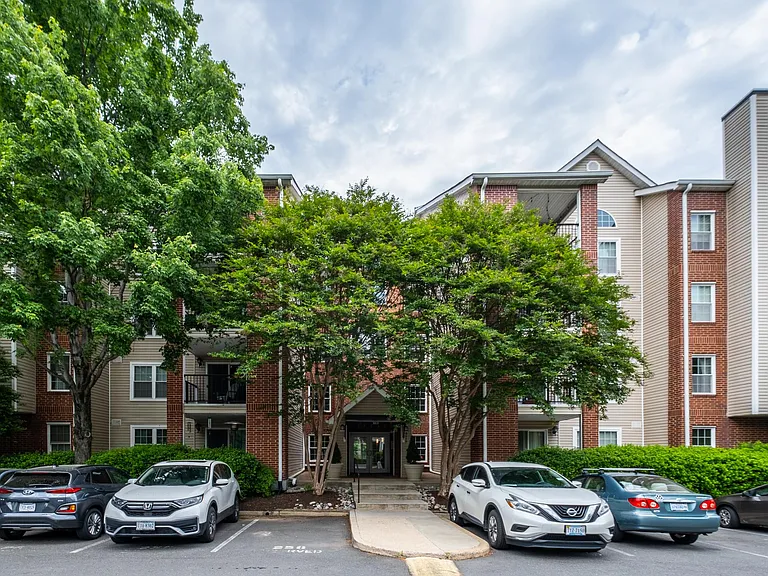 2227-3315 Wyndham Cir #2227 — Photo 45