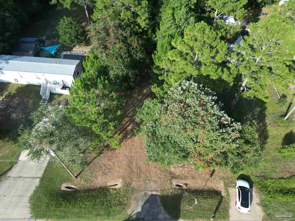 1610 Ora Dr, Pensacola, FL 32506