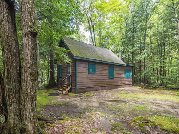 52 Swan Pond Road, Hartford, ME 04220