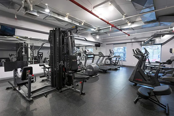 Rented by Sotheby's International Realty | media 22