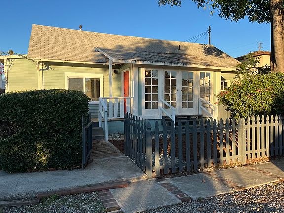 2nd image of 128 S Avenue 63 #2B-1BA-700SQFT