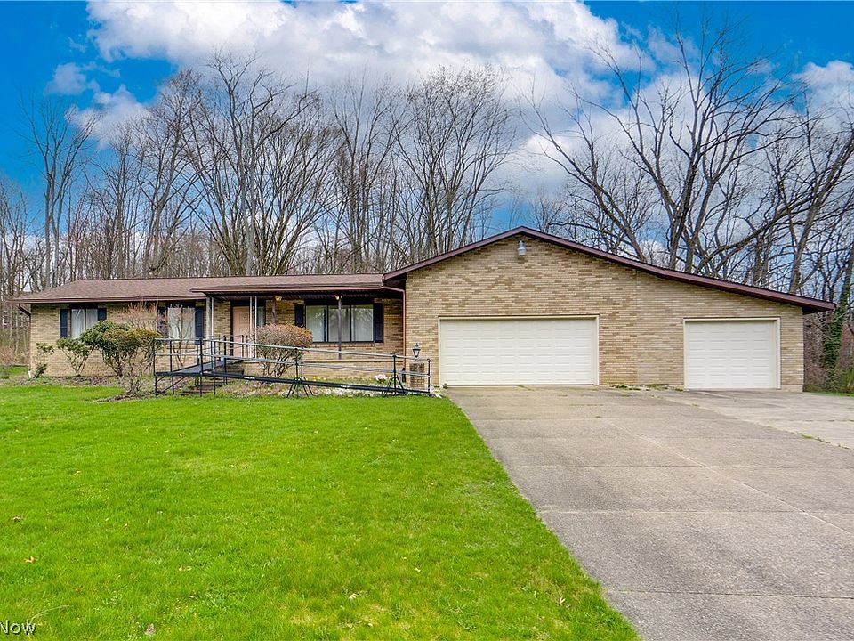 1st image of 3334 E Tuscarawas Ext