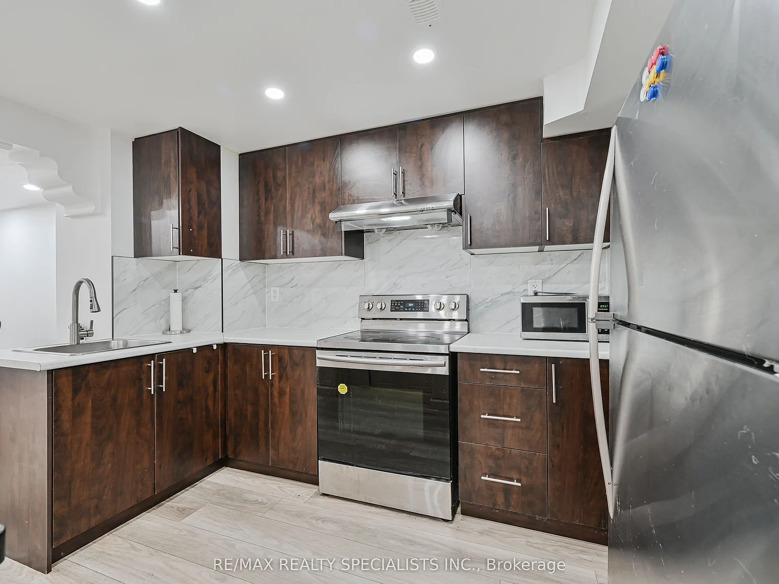 2 bed, $1,900 — Photo 4