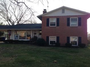 10805 Wheeler Dr, Silver Spring, MD 20901