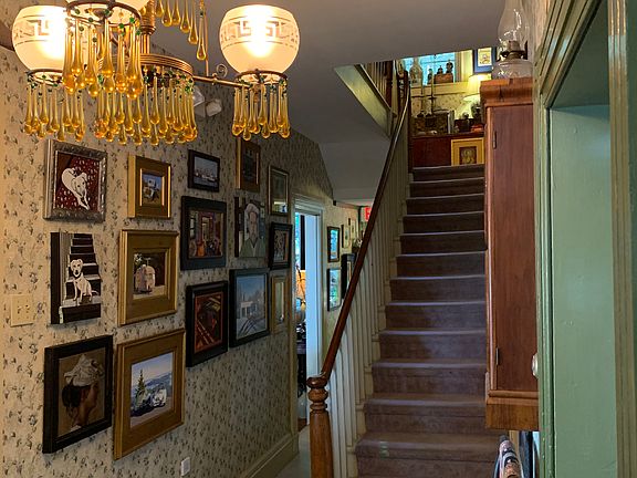 Front hall 
