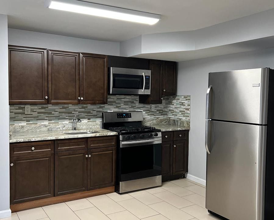 1st image of 4900 Pine St #13R