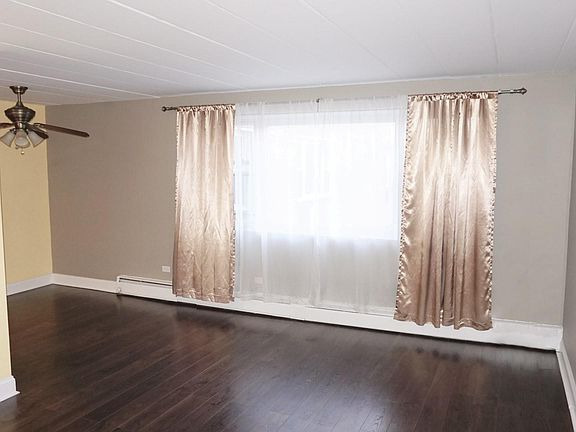 5th image of 6160 N Damen Ave APT 310