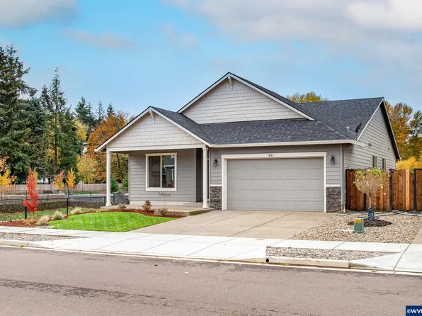 861 Maple St, Brownsville, OR 97327