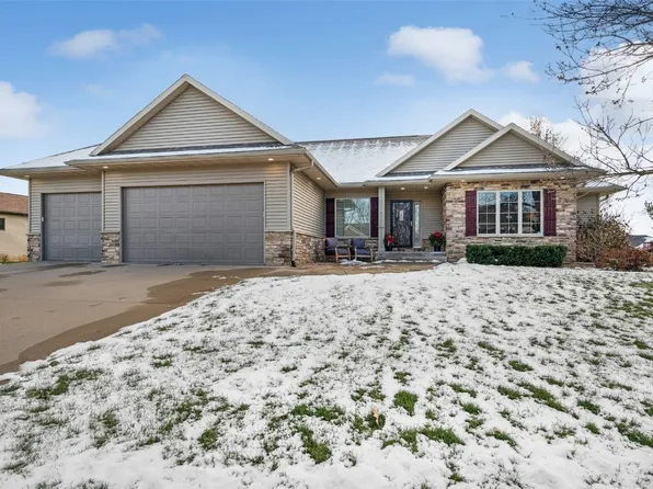 478 Wanatee Creek Cir, Marion, IA 52302
