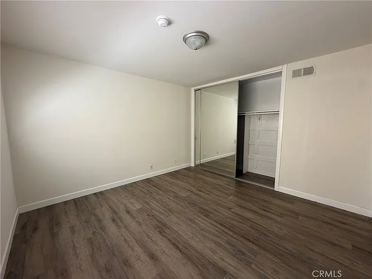4358 Mammoth Ave #10 — Photo 11