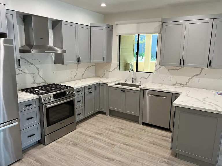 Kitchen with Modern Appliances