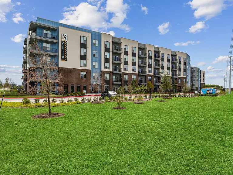 Alta Riverside — Photo 60