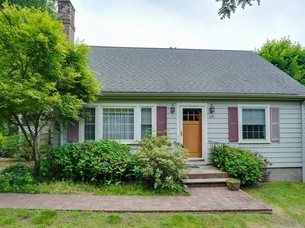 416 Norfolk St, Holliston, MA 01746