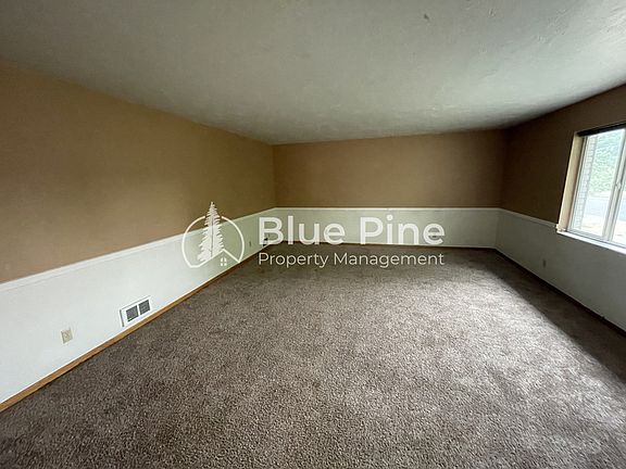 3rd image of 1570 12th St