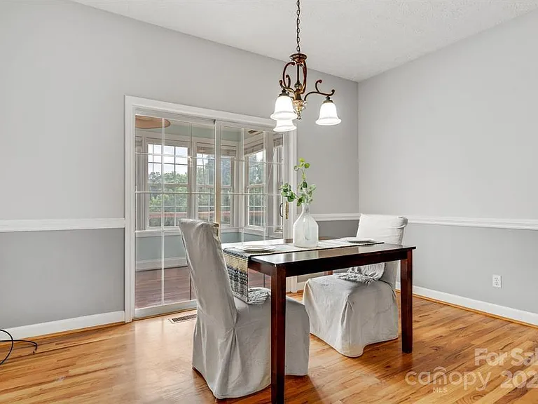 113 Caldonia Dr — Photo 18