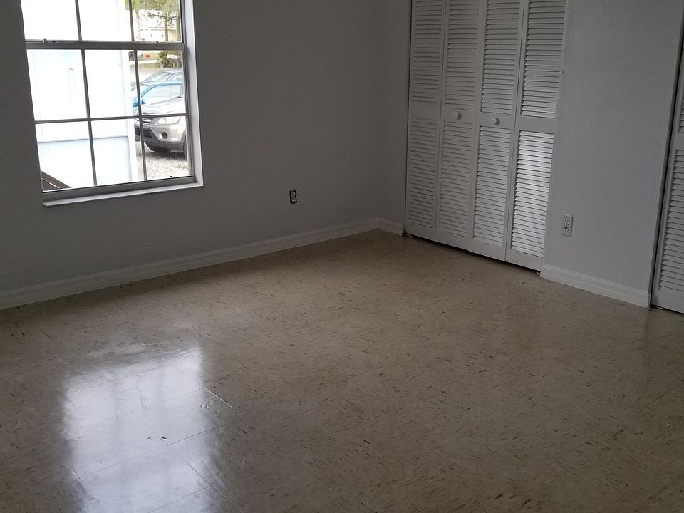 1st image of 27717 Tennessee St #17