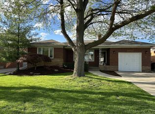 22521 Ardmore Park Dr, Saint Clair Shores, MI