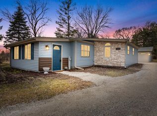 10501 W Saint Martins Rd, Franklin, WI 53132