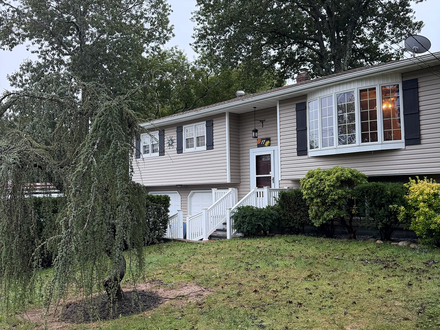5 bed, 1781 sqft, $5,800 — Photo 2