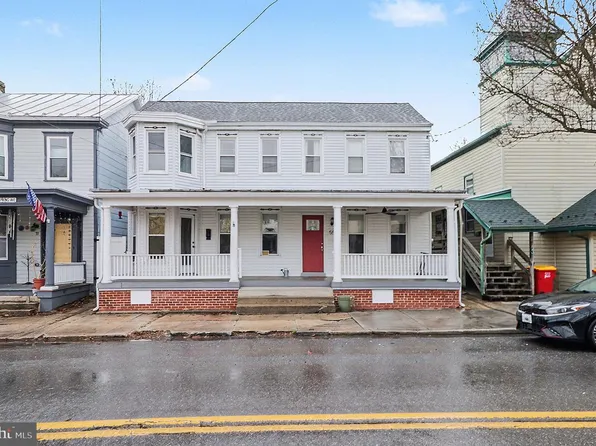 55 Big Spring Ave, Newville, PA 17241