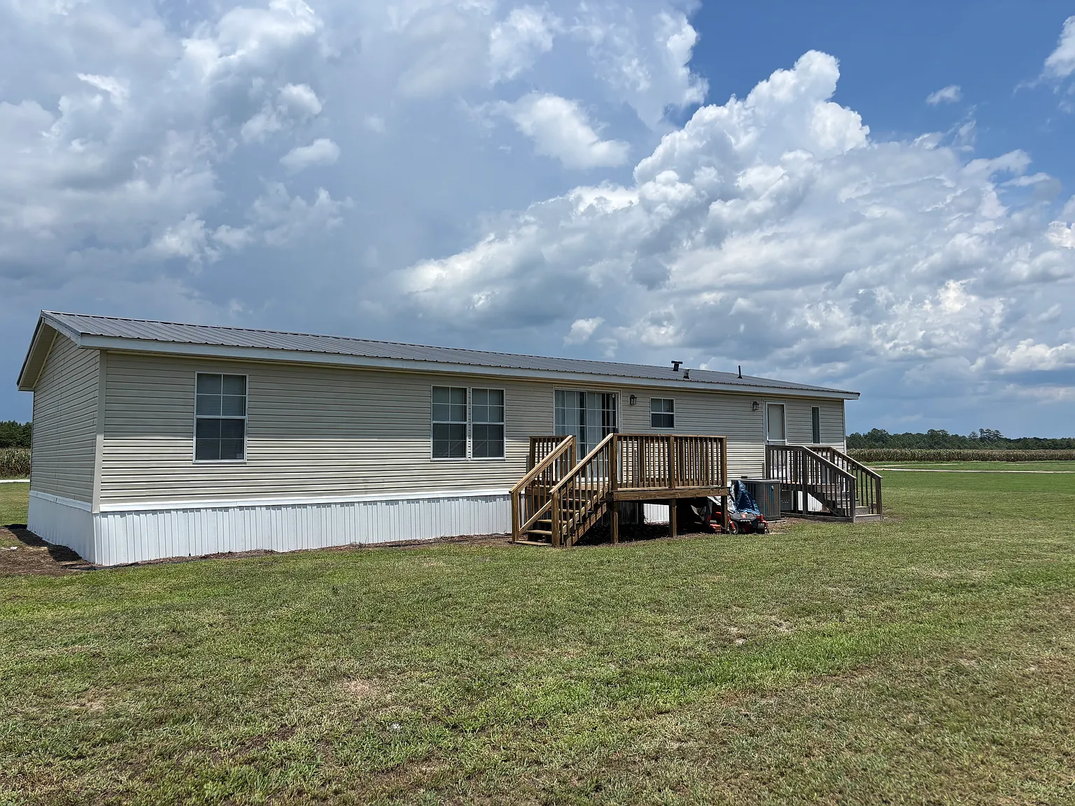 4 bed, 1560 sqft, $1,850 — Photo 2