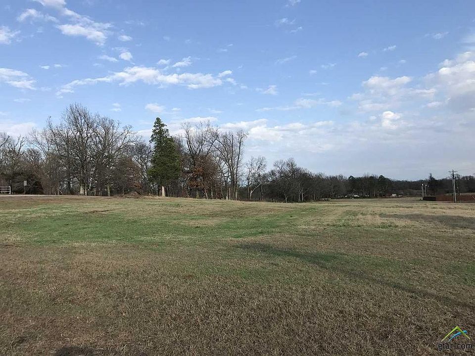 2nd image of 1220 County Road 4840