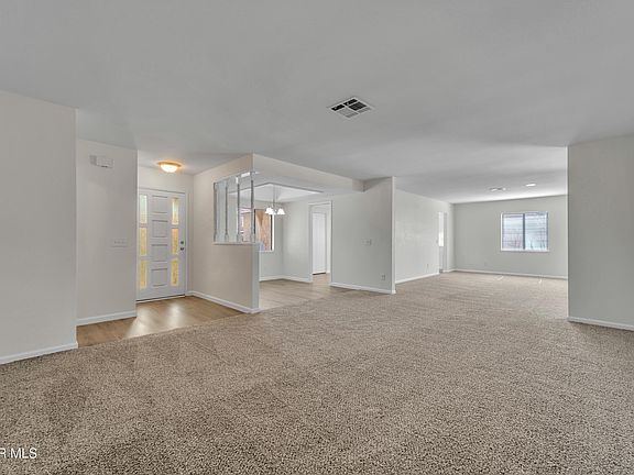 5th image of 42865 Normandy Ln