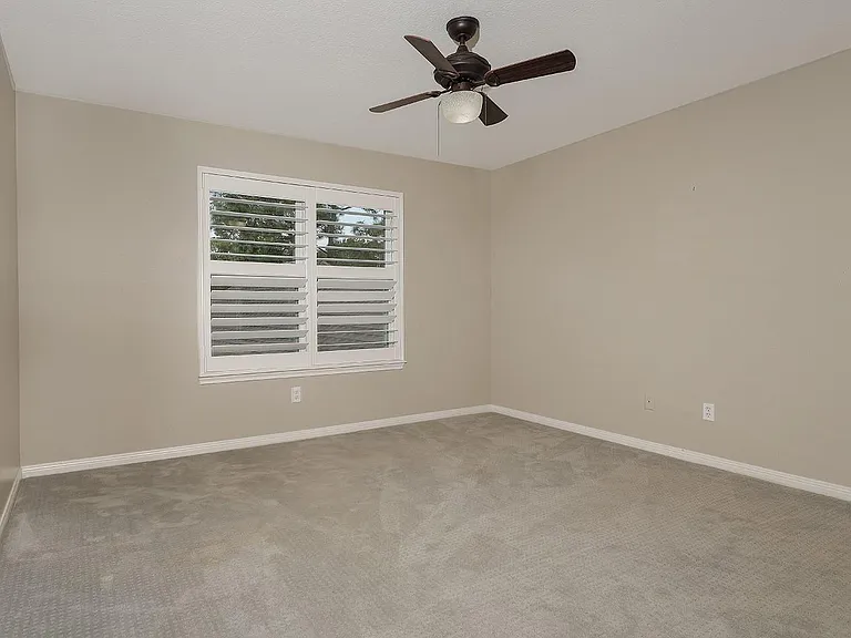 2 Silverstrand Pl — Photo 30