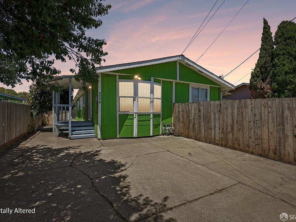 1st image of 607-607B Verde Ave