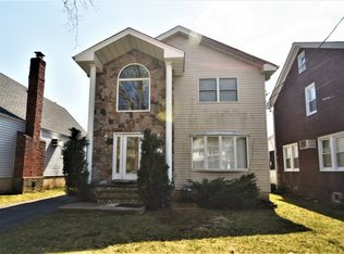 58 E Melrose St, Valley Stream, NY 11580
