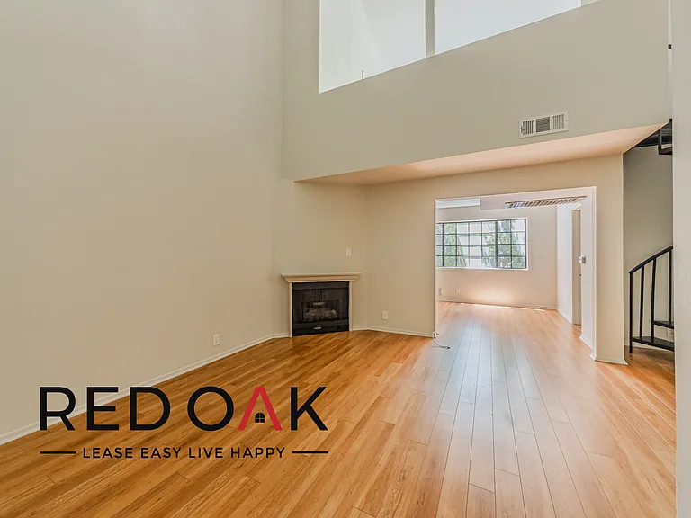 Toluca Lofts — Photo 9