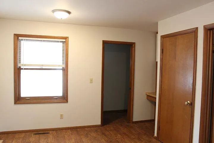 3 bed, 2.0 bath, 1317 sqft, $1,500 — Photo 3