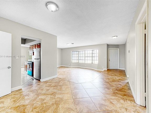 3rd image of 3971 NW 50th Ave