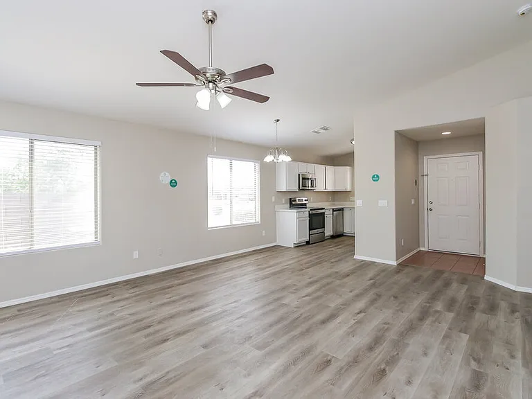 10543 E Cicero St — Photo 3