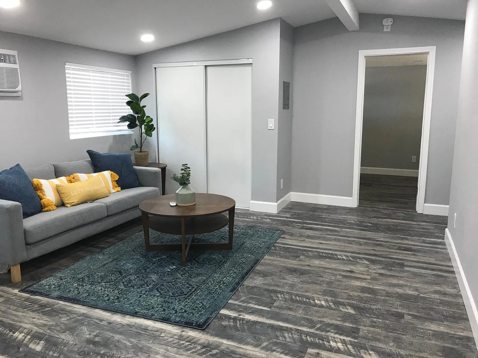 1 bed, 520 sqft, $1,995 — Photo 2