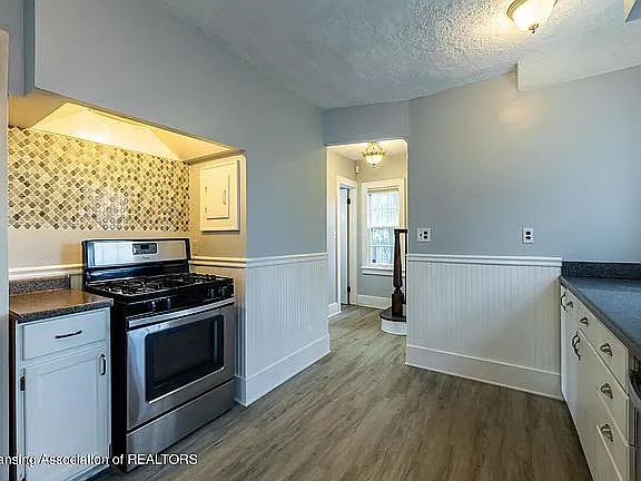 622 Carey St — Photo 5