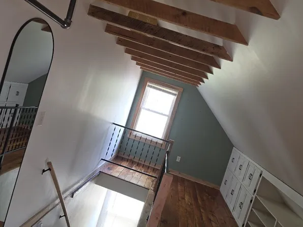 309 N Maple St, Ishpeming, MI 49849